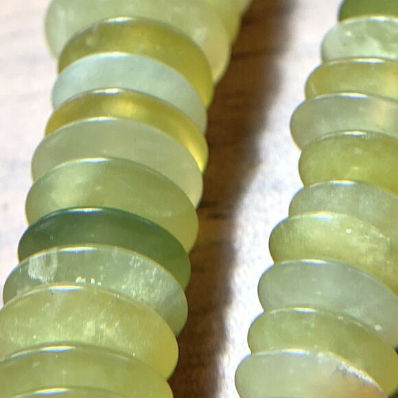 Signed Sterling Silver Jay King Graduated Green Serpentine Disc Beaded Necklace - Picture 7 of 16